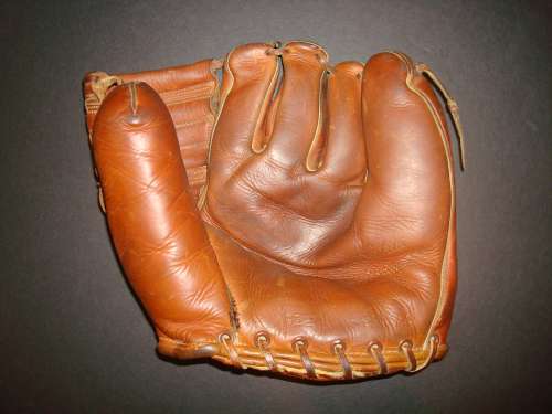 Carl Erskine Nokona G12 Front